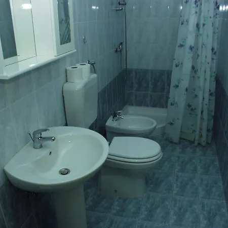 With Wifi Rabac, Labin - 2323 غاباس